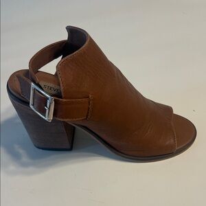 Steve Madden Tan Block Heel Sandals